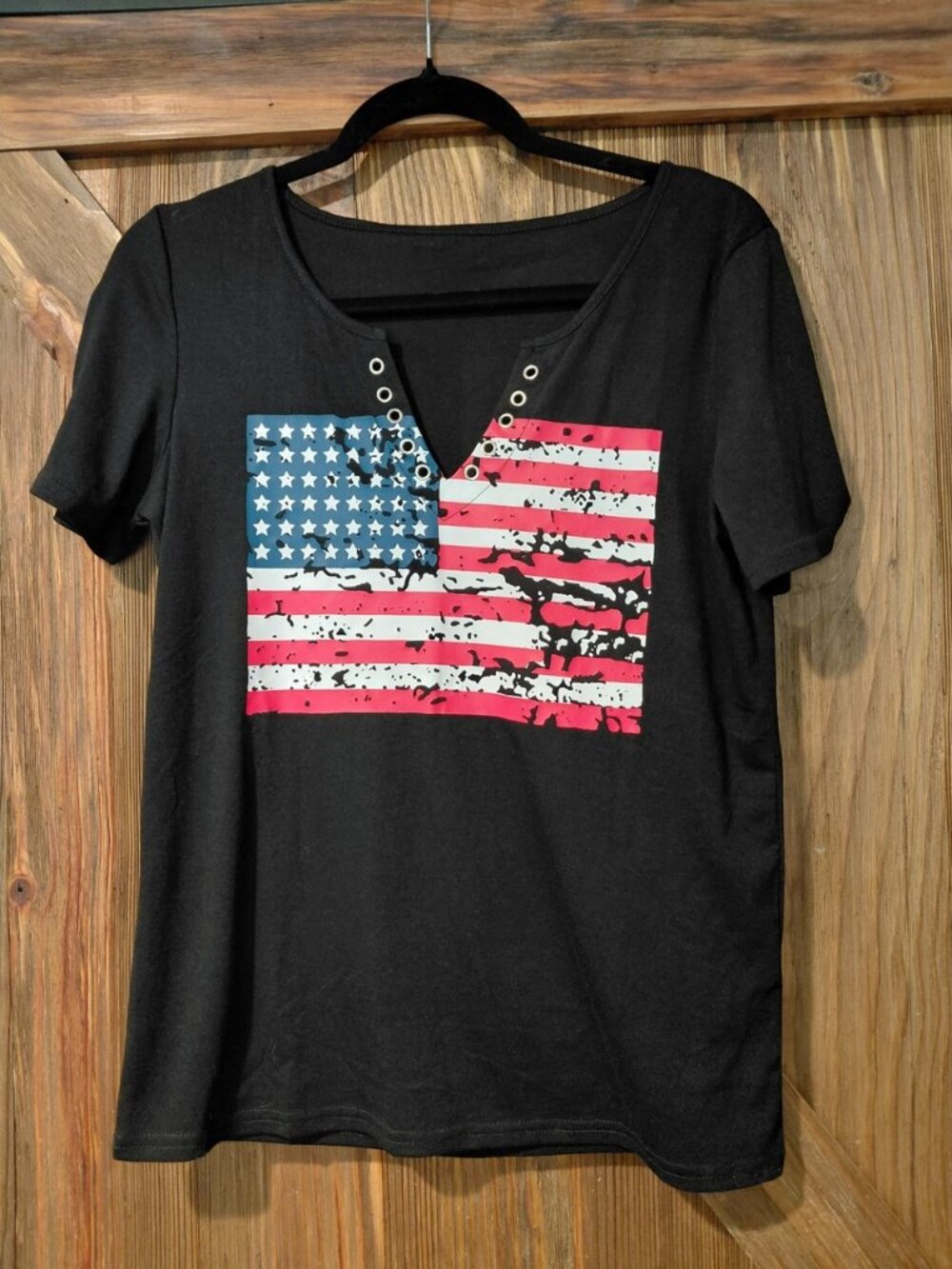 Women's Small Black American Flag Graphic T Shirt Grommet V Neck NWOT